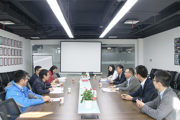 中國計量大學現代科技學院副院長一行到訪美控